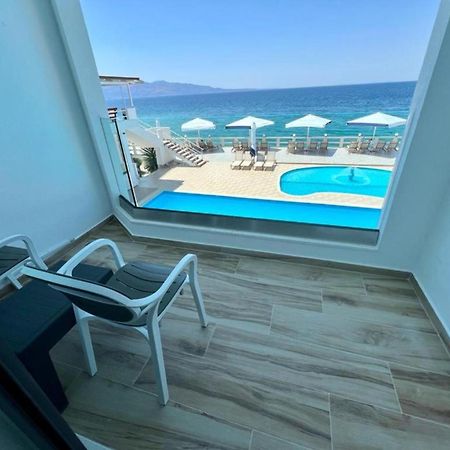 Hotel Emblem Sarandë Exterior foto