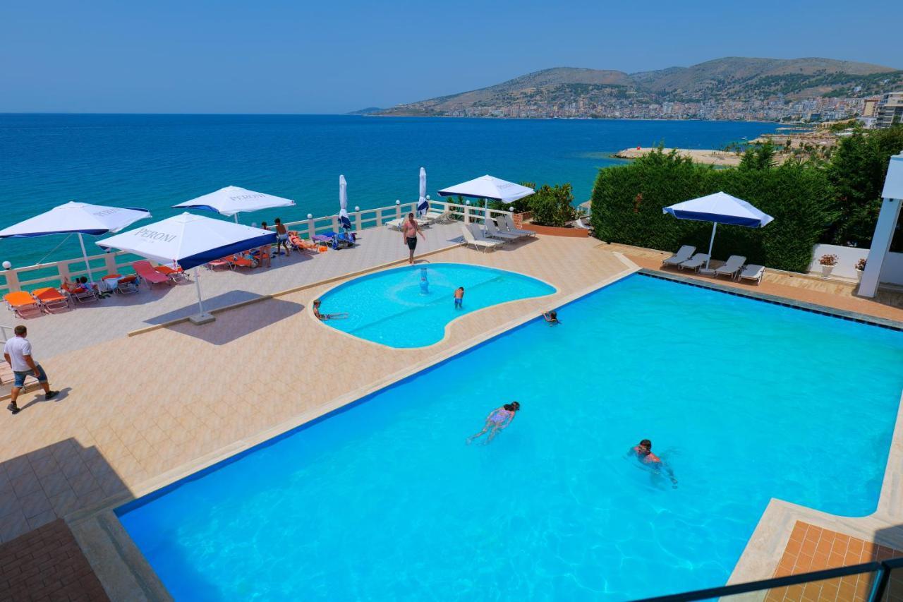 Hotel Emblem Sarandë Exterior foto